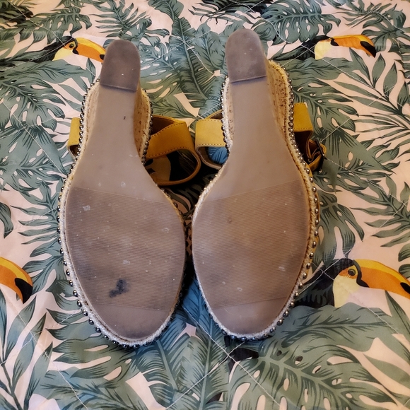 Yellow Cork Heels - Picture 5 of 5